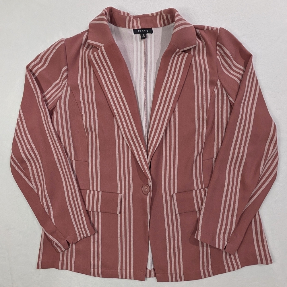 Torrid Pink & White Stripe‎ Lightweight Boyfriend Blazer - Size 0 / Large / 12